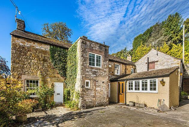 The Artists Loft - A Superb Cottage Sensitively Converted From A Grade II Listed 17Th Century Building Bakewell Luaran gambar